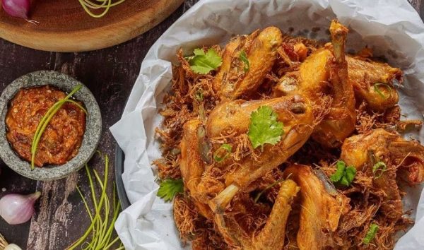 Ayam Goreng Lengkuas, Salah Satu Resep Masakan Rumahan di Indonesia